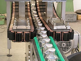 SS881M STAINLESS STEEL FLAT TOP CHAINS MEGNATIC CONVEYOR CHAINS