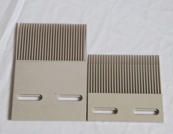 ZY5000RR PLASTIC TRANSFER FINGER PLATE (REXNORD 4809) FINGER PLATES FOR RAISED RIB MODULAR BELTS
