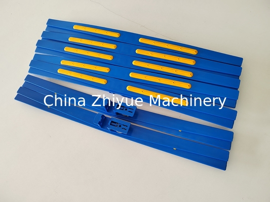 SS3873-K2400 SNAP ON PLASTIC PLATE TOP CHAINS WITH RUBBER FRICTION TOP FOR SPIRAL CONVEYOR SYSTEMS